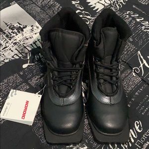 Alpina Blazer 75mm 3-Pin Nordic Ski Boot